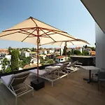 Luxury Villa Albion